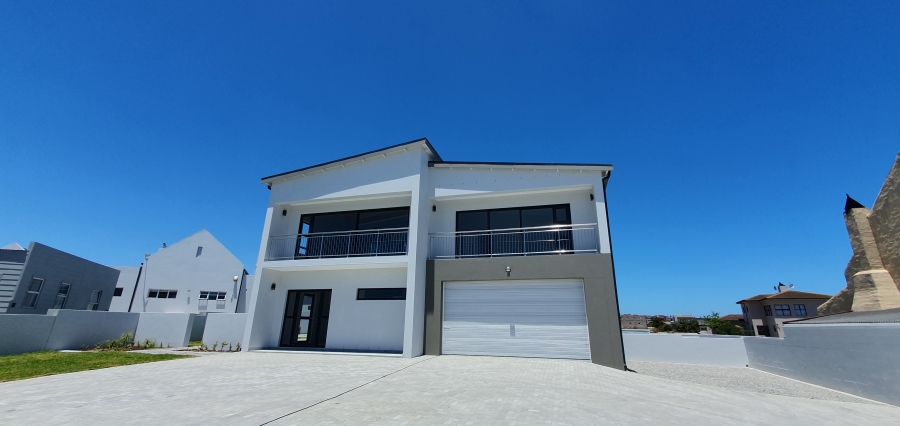 3 Bedroom Property for Sale in Myburgh Park Western Cape